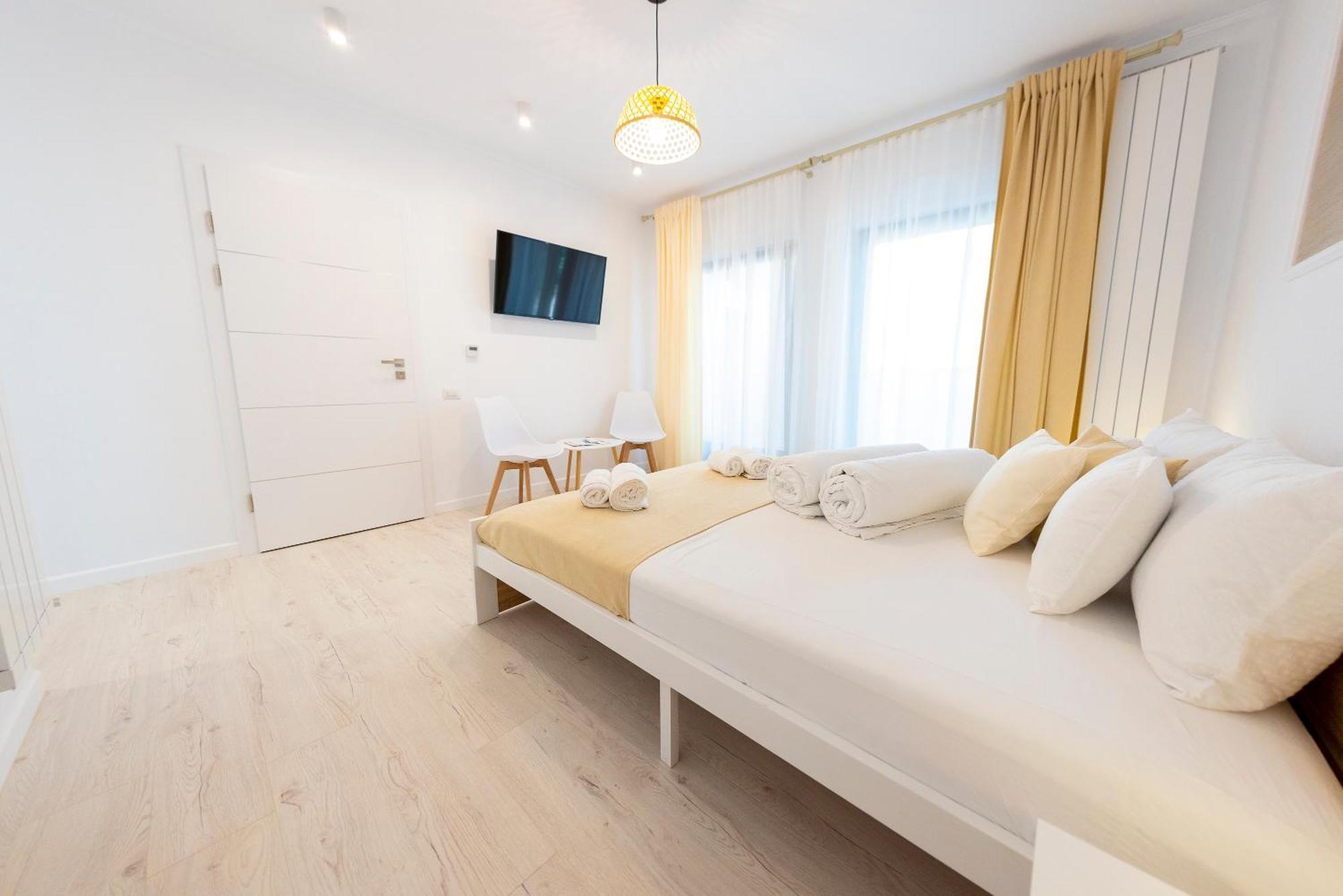 Casa Cu Nuc Hotel Alba Iulia Buitenkant foto
