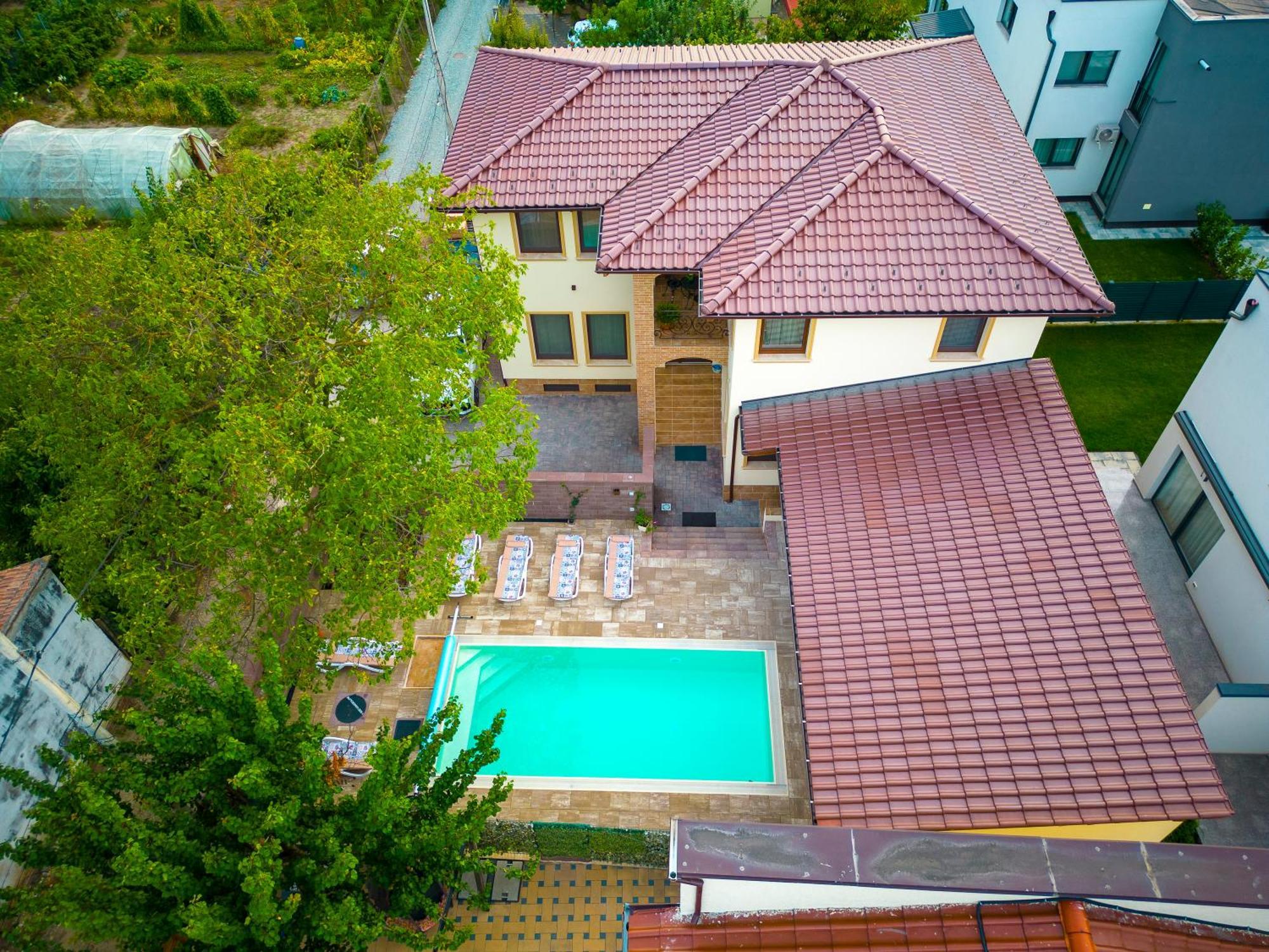 Casa Cu Nuc Hotel Alba Iulia Buitenkant foto